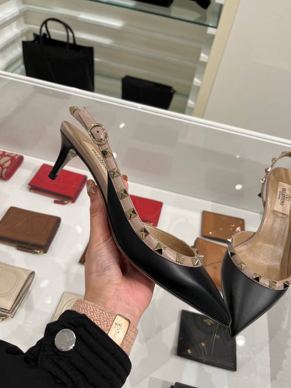 Garavani Rockstud Slingback Pump