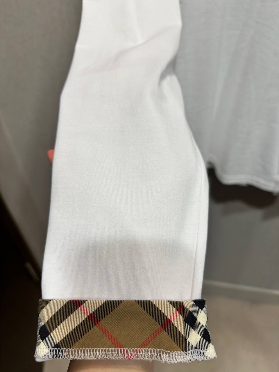 Long-sleeve top with vintage check cuffs