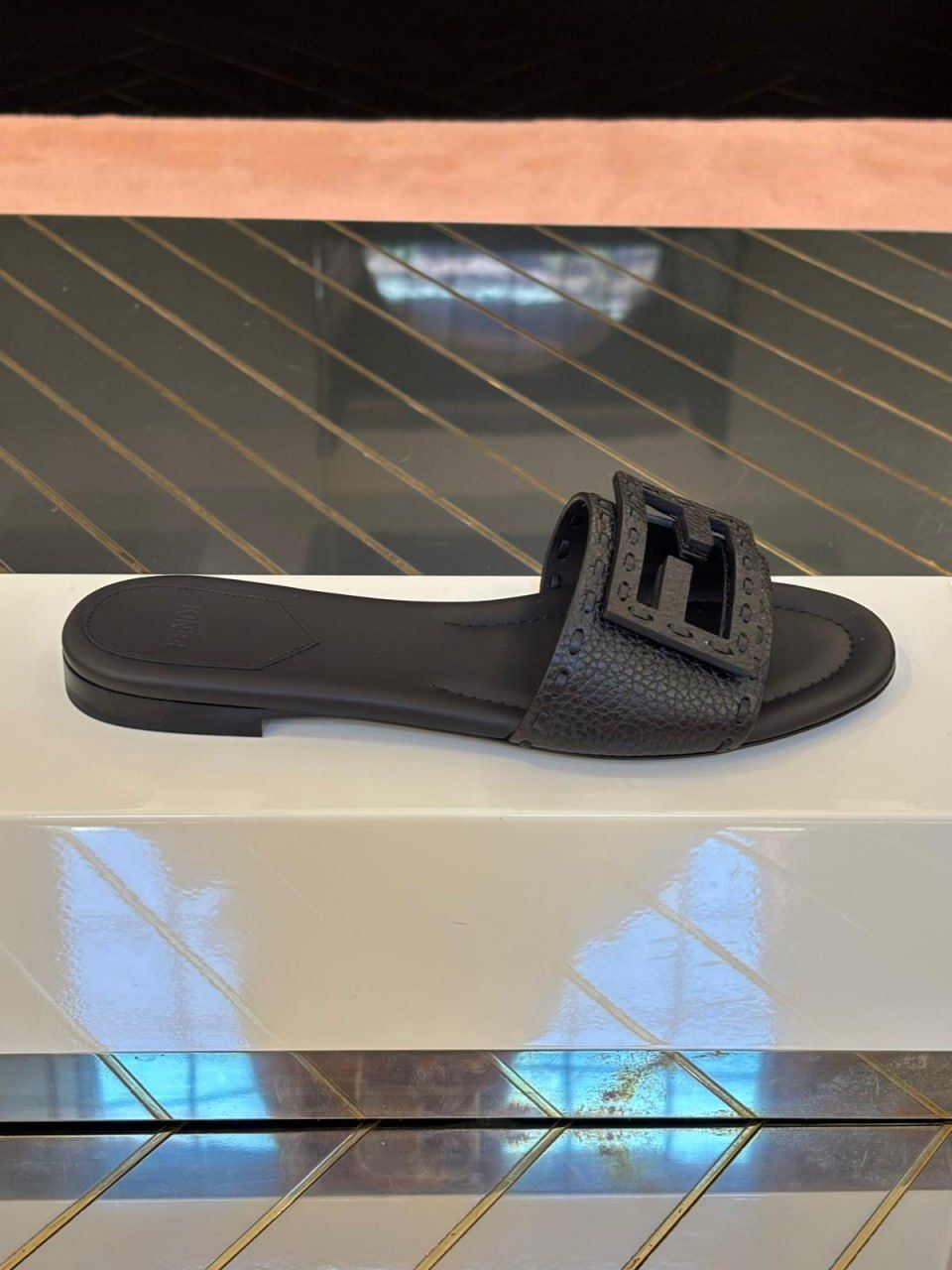 O'Lock Slide Sandals