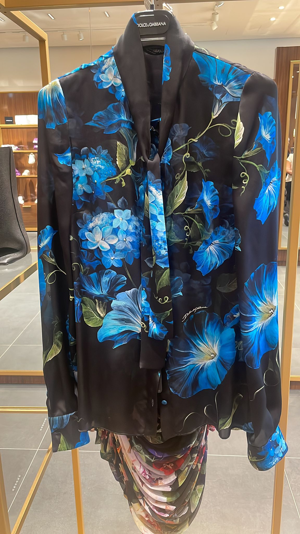 Floral Print Silk Twill Shirt with Pussy-Bow