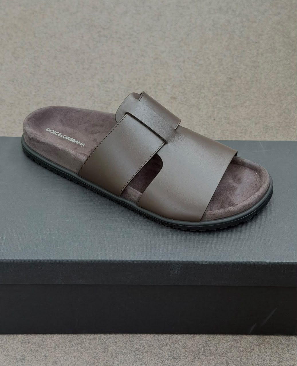 Calfskin slides with logo