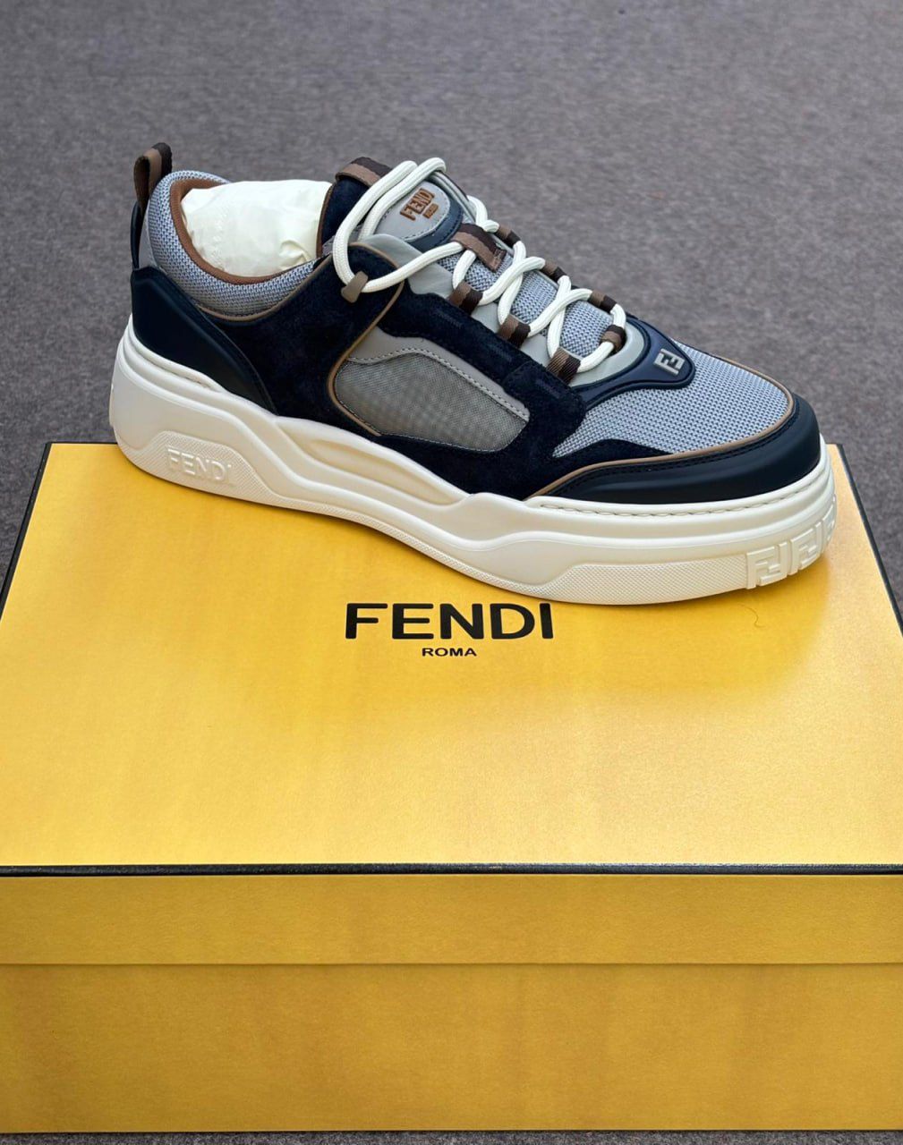 Match Sneakers