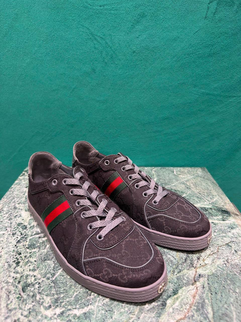 Men's GG Supreme Web Low-Top Sneaker
