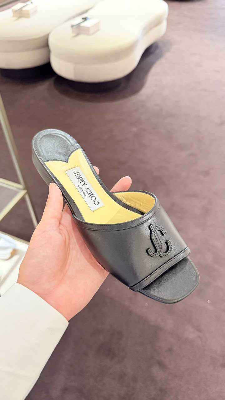 JC Logo Flat Slide