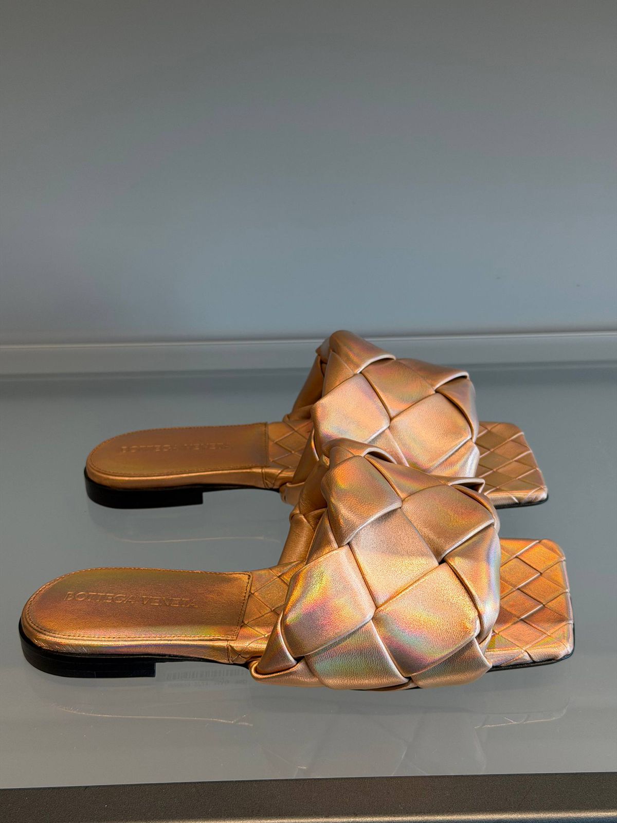 Lido Flat Sandals