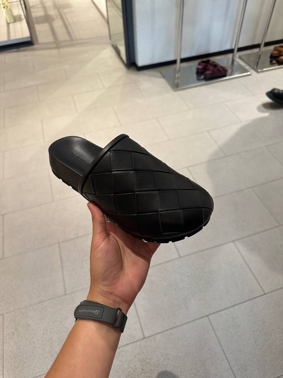 Intrecciato Mule