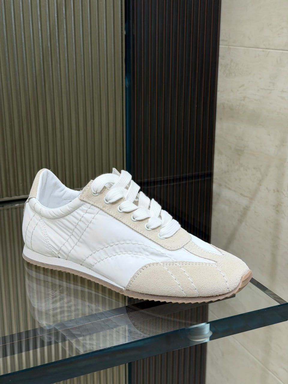 360 LP Flexy Walk Sneakers