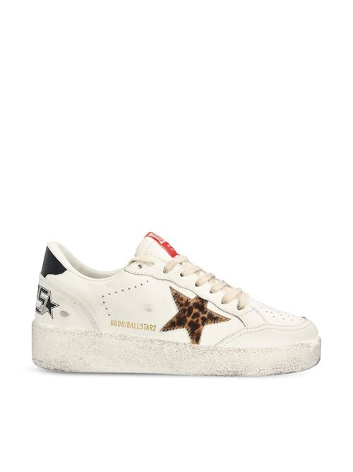 Sneakers realizzate in pelle