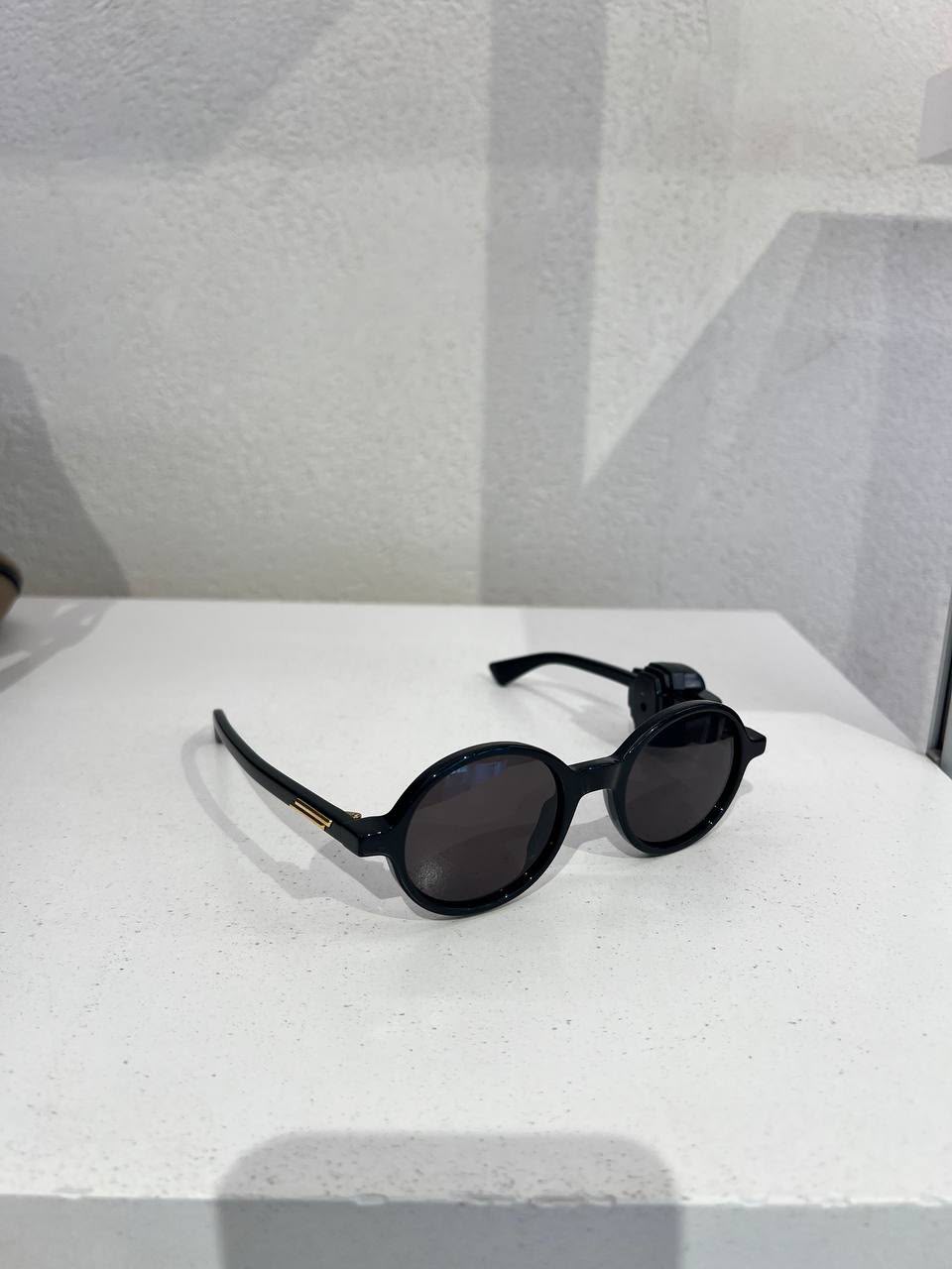 Round Frame Sunglasses