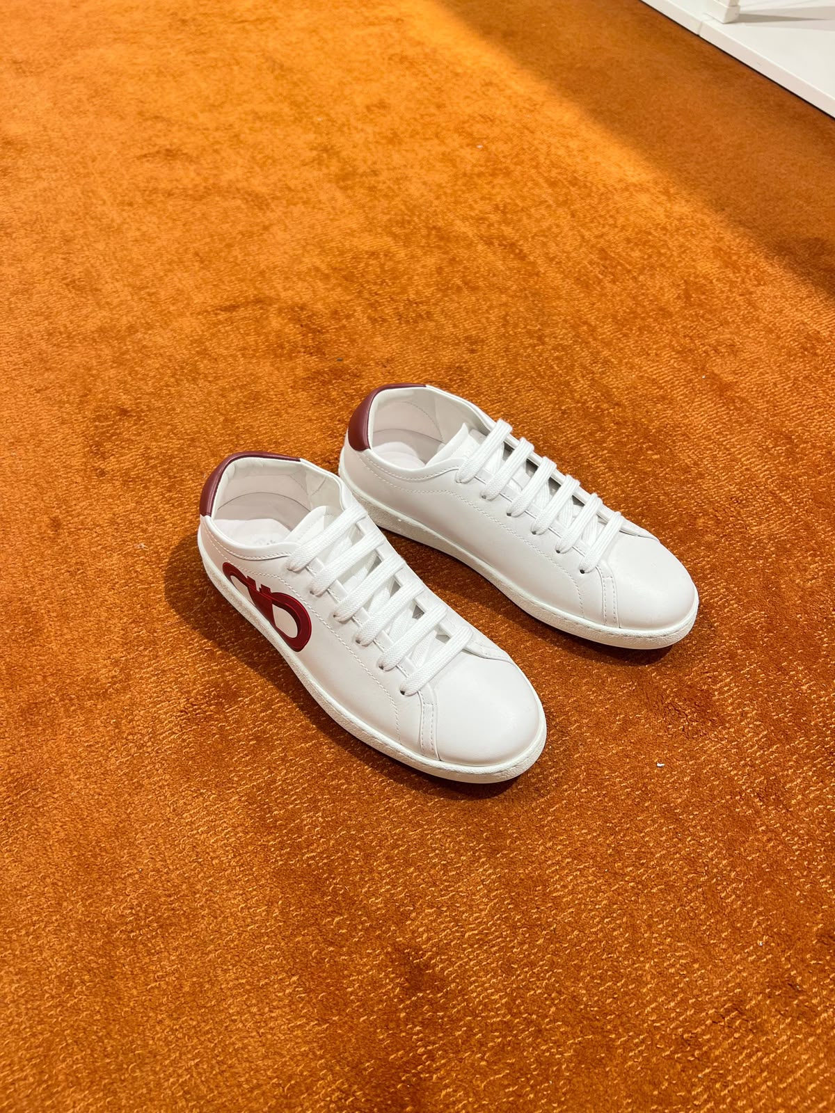 Gancini Low-Top Sneakers