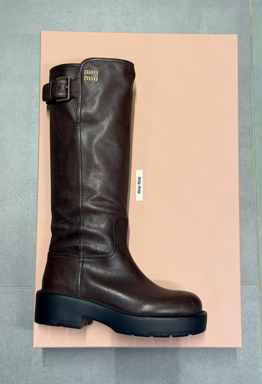Leather tall boots