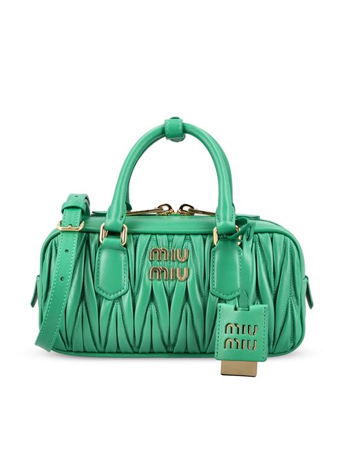 Borsa realizzata in pelle di agnello