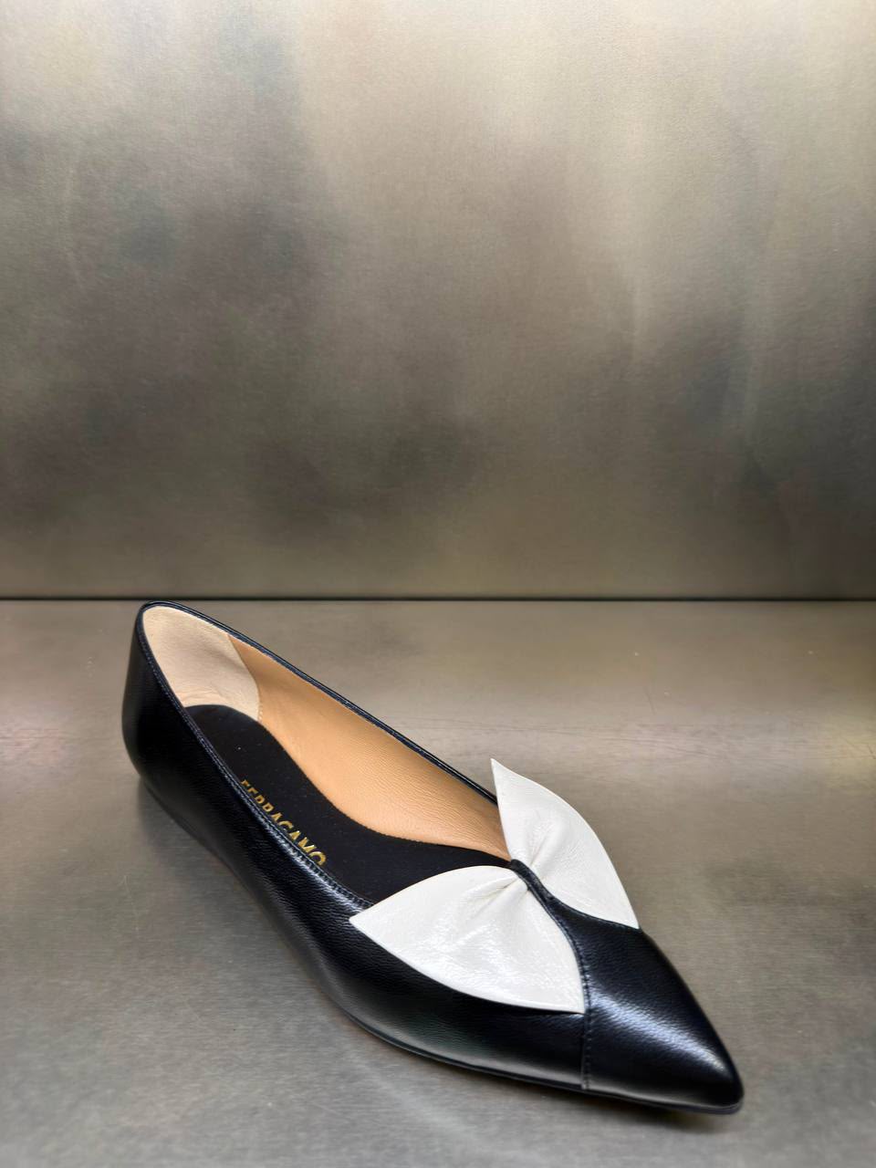 Pointed-Toe Bow Flat