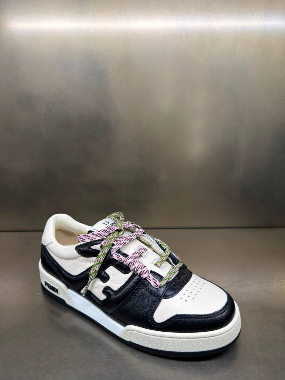 Match Sneakers