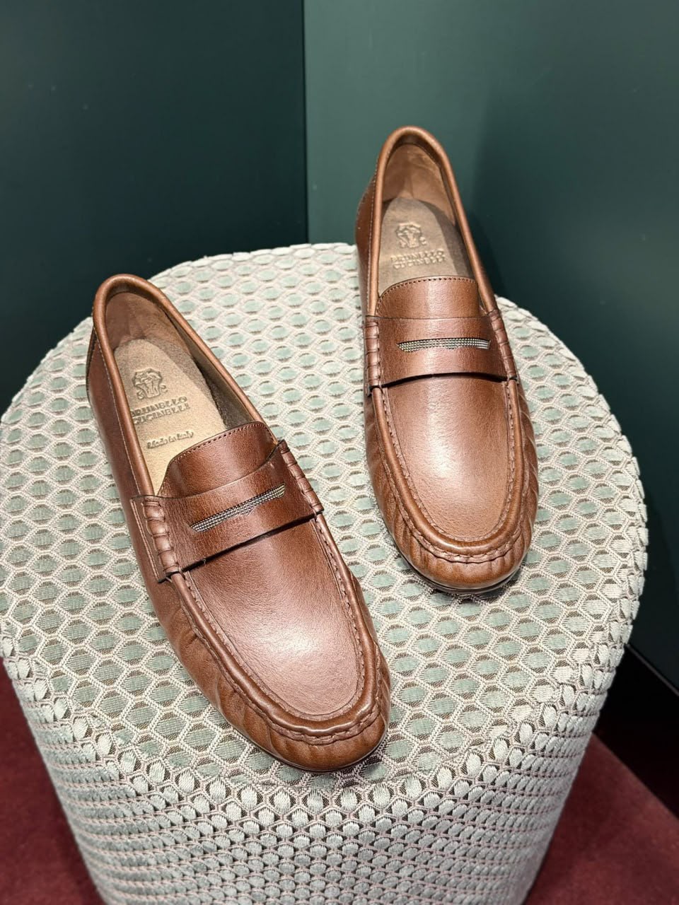 Monili-detailed leather loafers