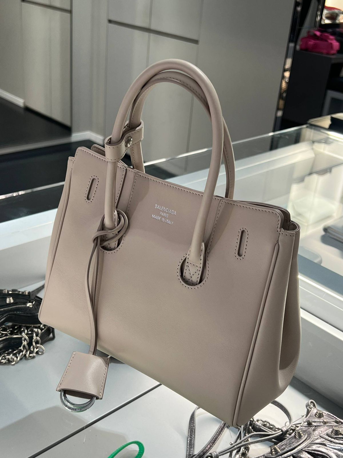 Neo Cagole City Small Handbag