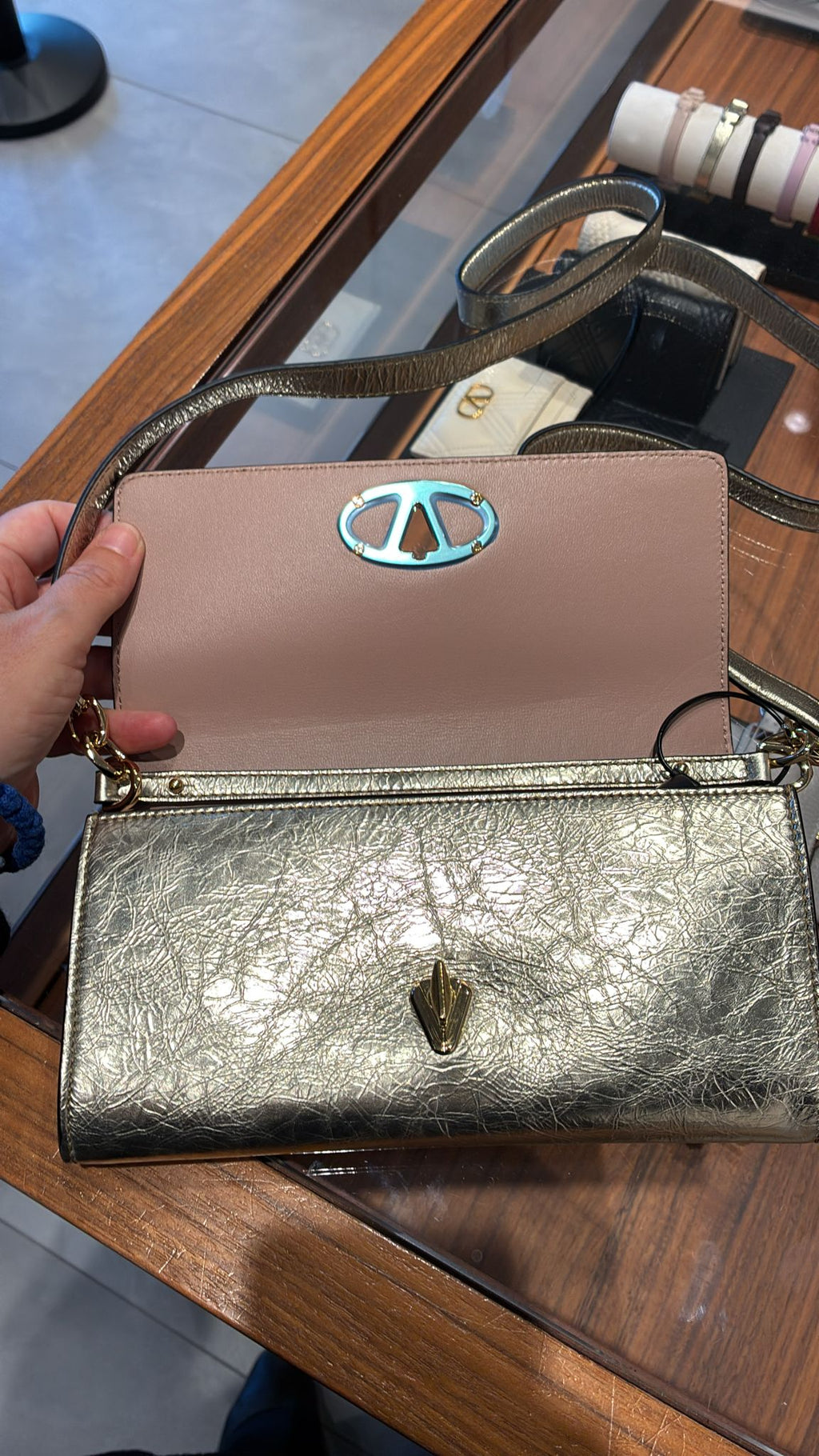 Garavani VLogo Signature Wallet