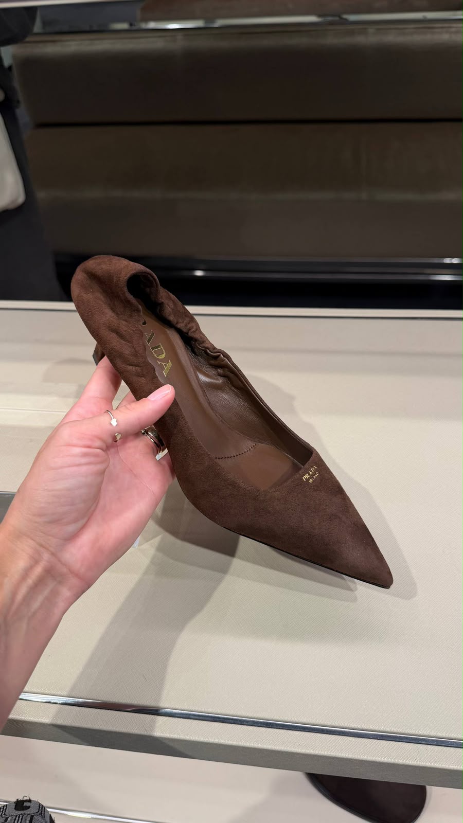 Suede pumps