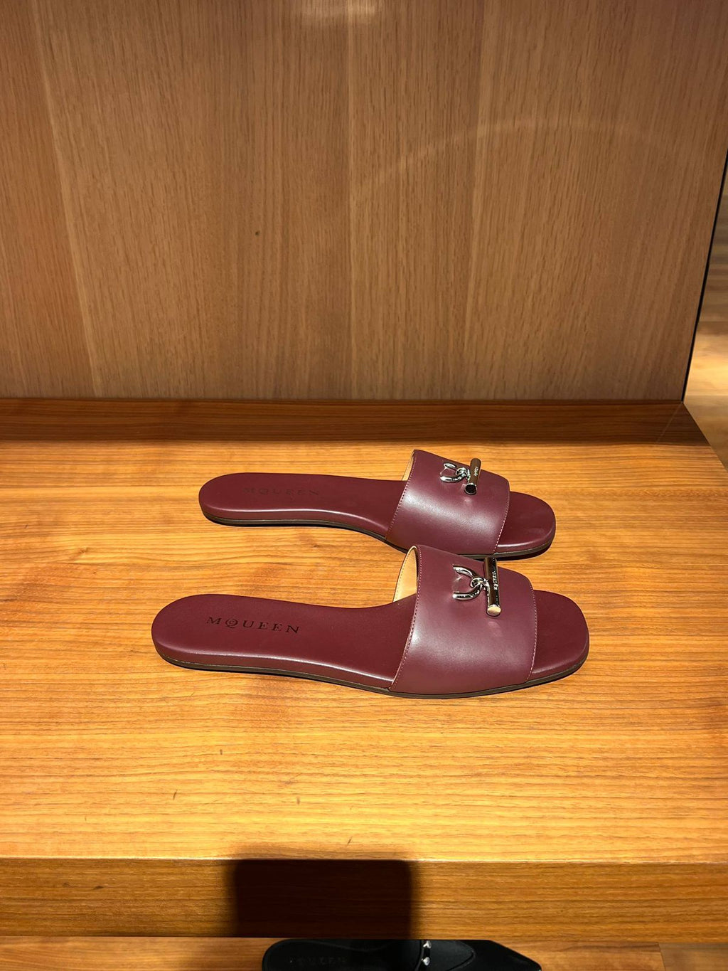 Alexander McQueen Seal Logo Slide Sandals
