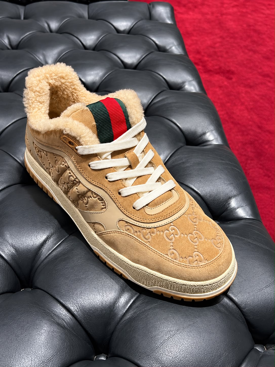 Basket sneaker with shearling