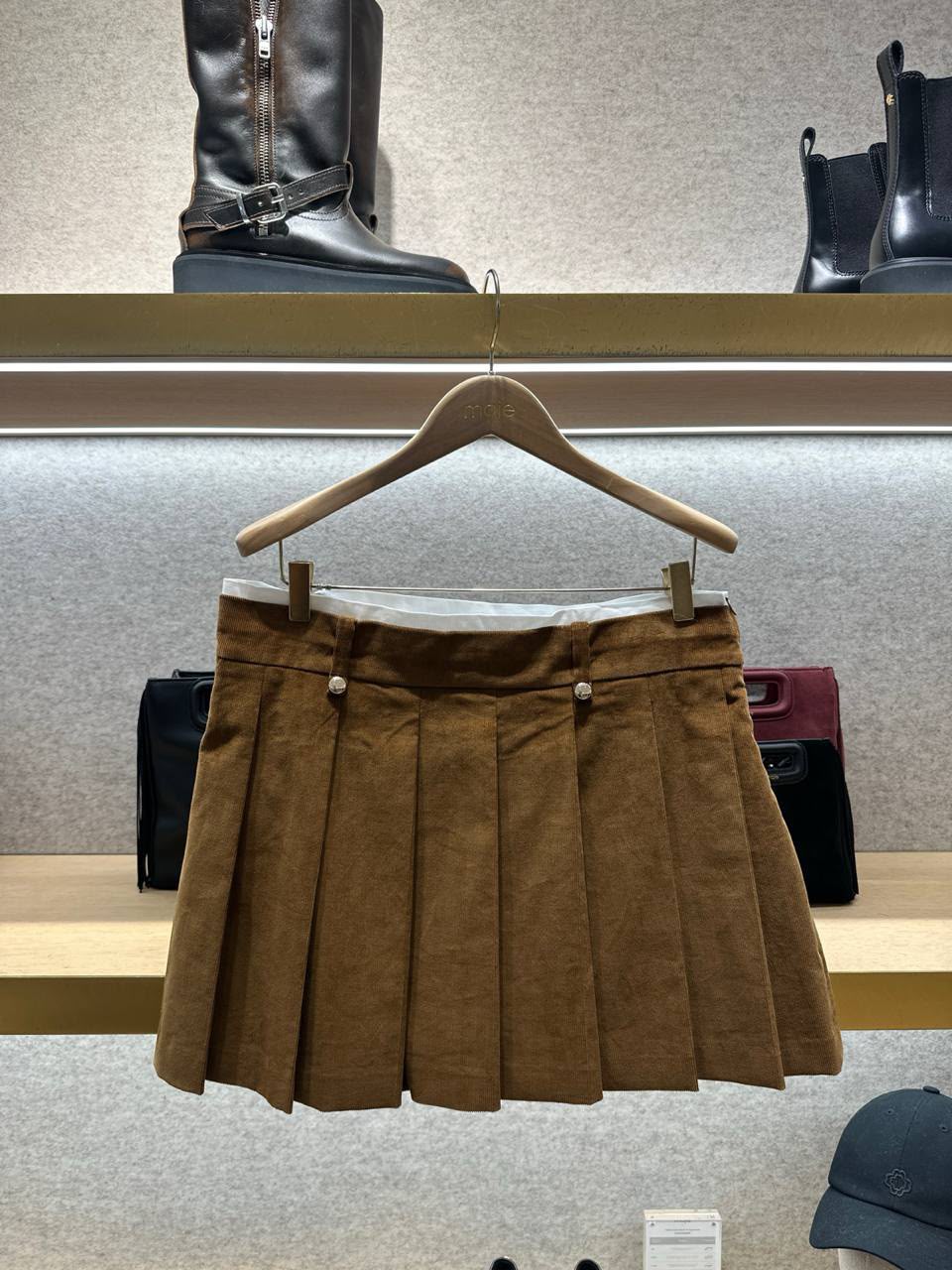 Corduroy pleated mini skirt