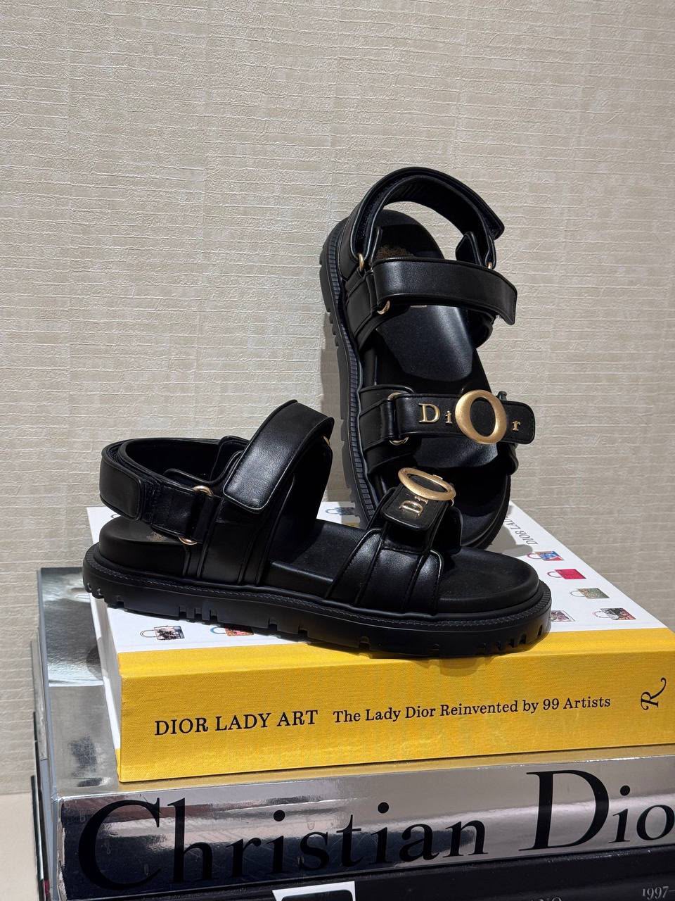 Act Sandal