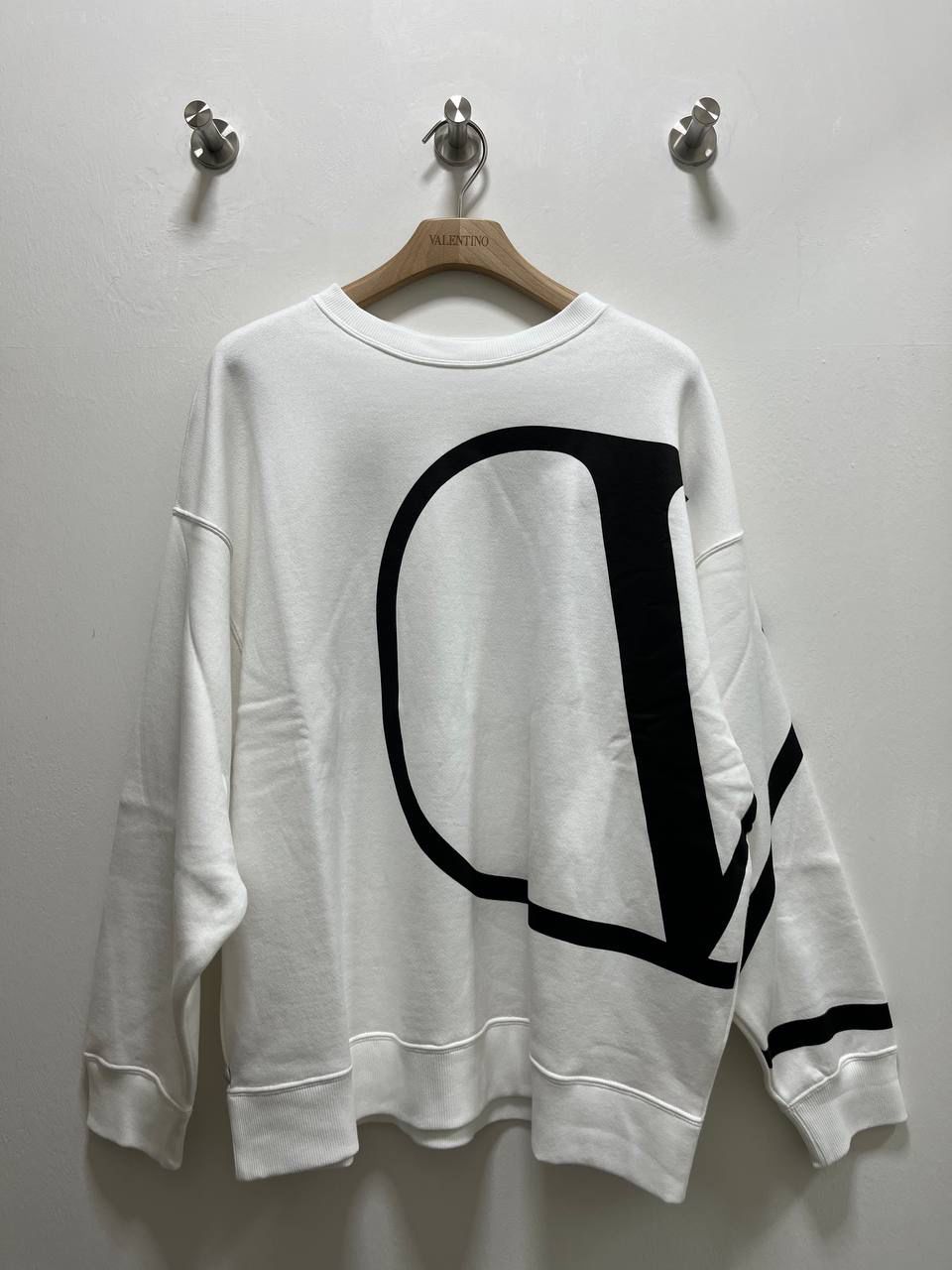 Oversized VLogo Sweatshirt