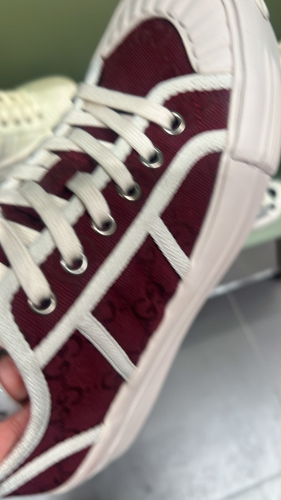 Basket low-top sneaker