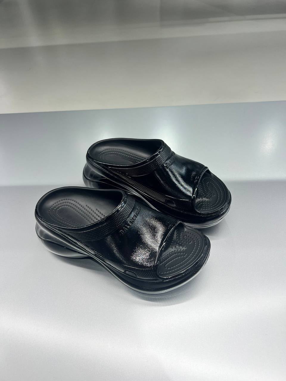 Crocs Madame Platform Slide