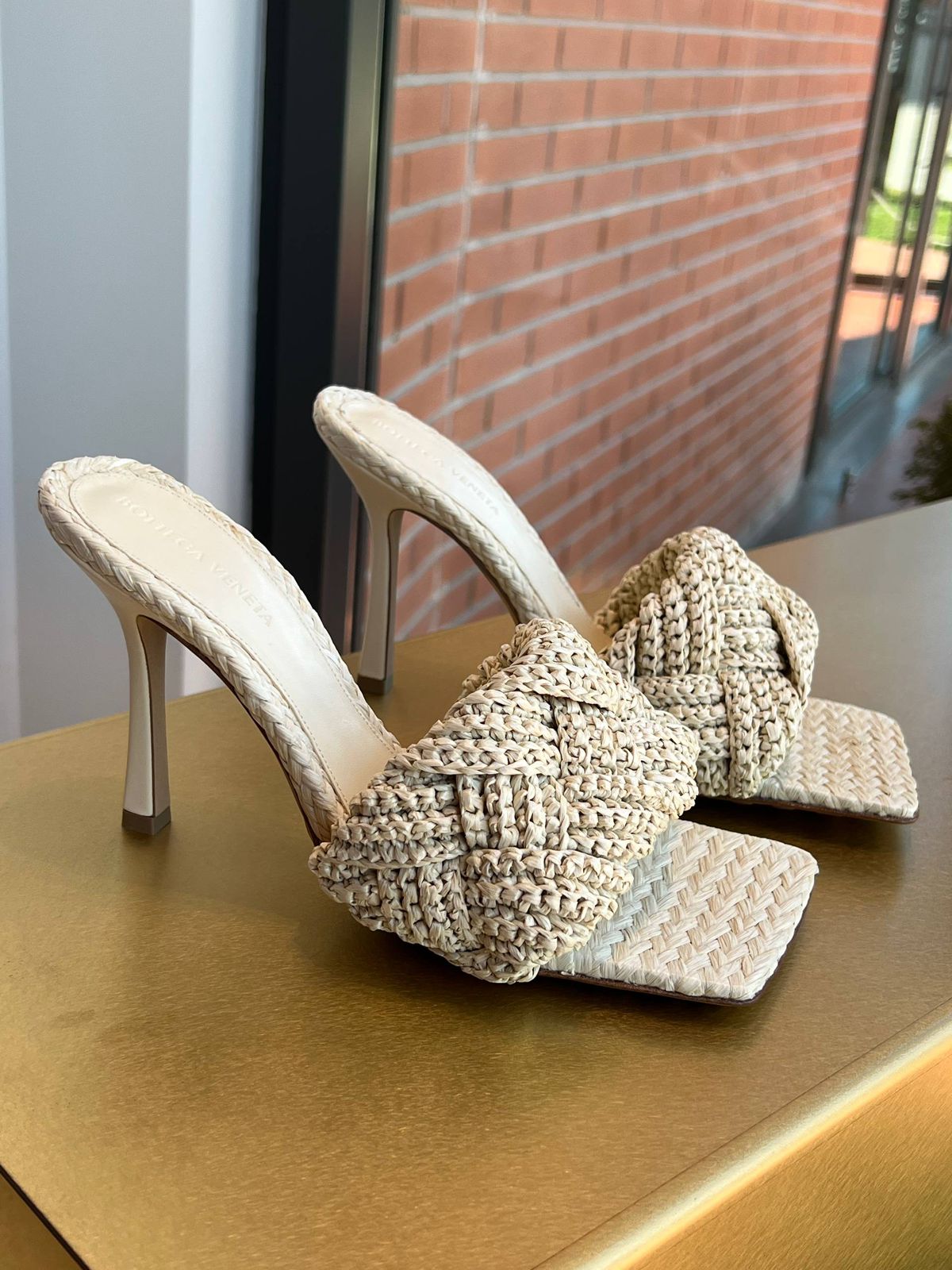 Lido Intrecciato Raffia Mules