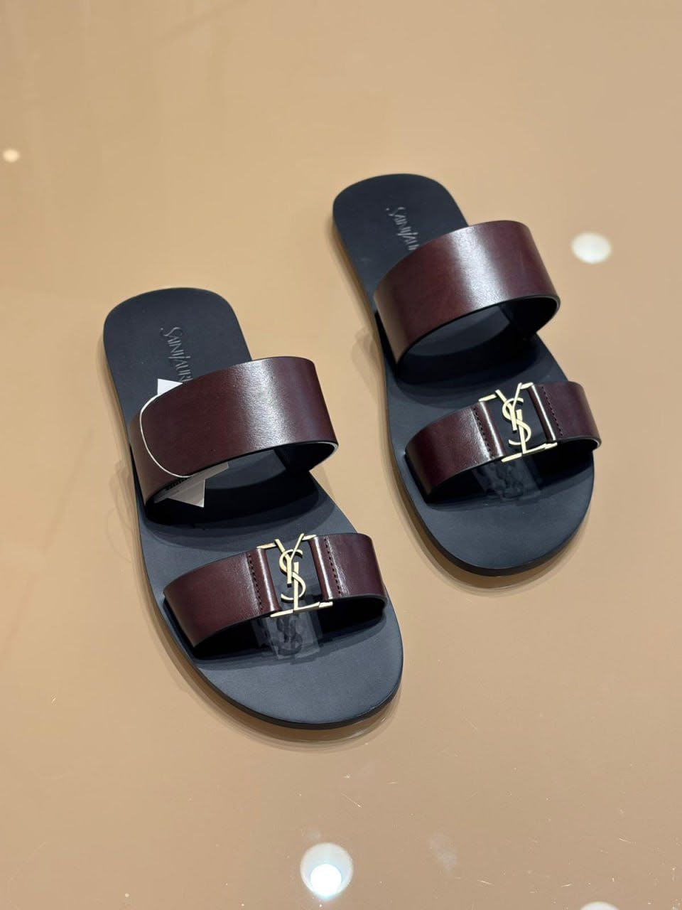 Tribute Nu Pieds Slides