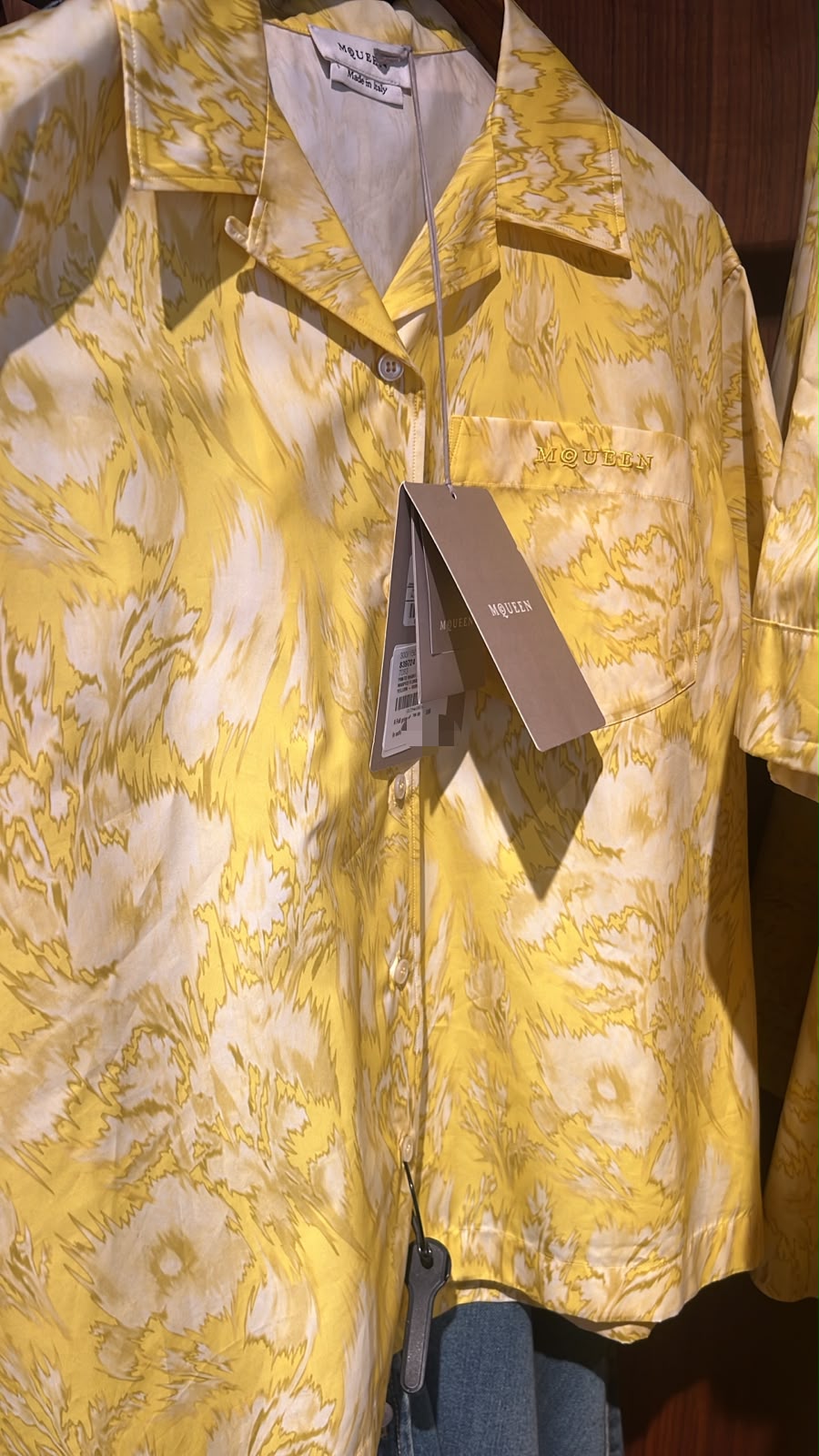 Short-Sleeved Shirt in Yellow Floral Print