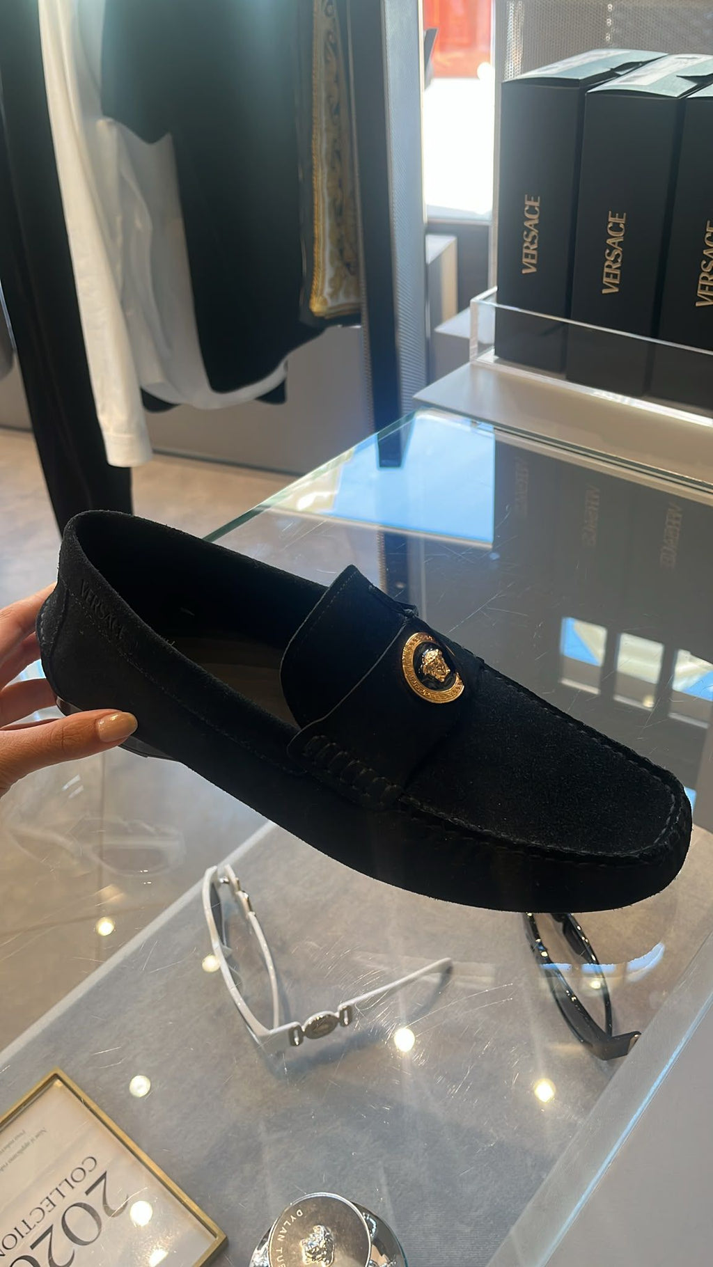 La Medusa Leather Loafers