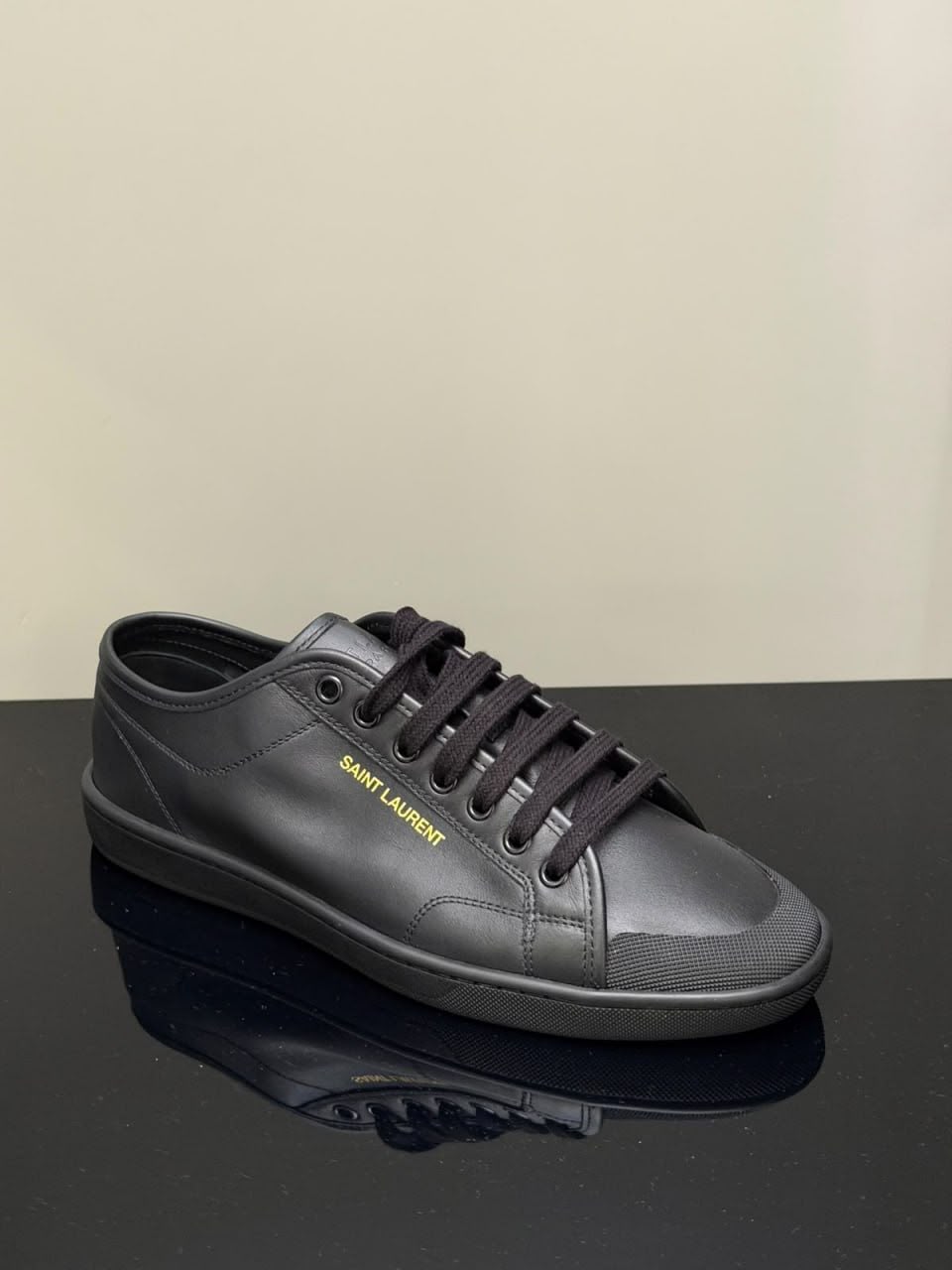 Court Classic SL/06 Sneakers in Leather