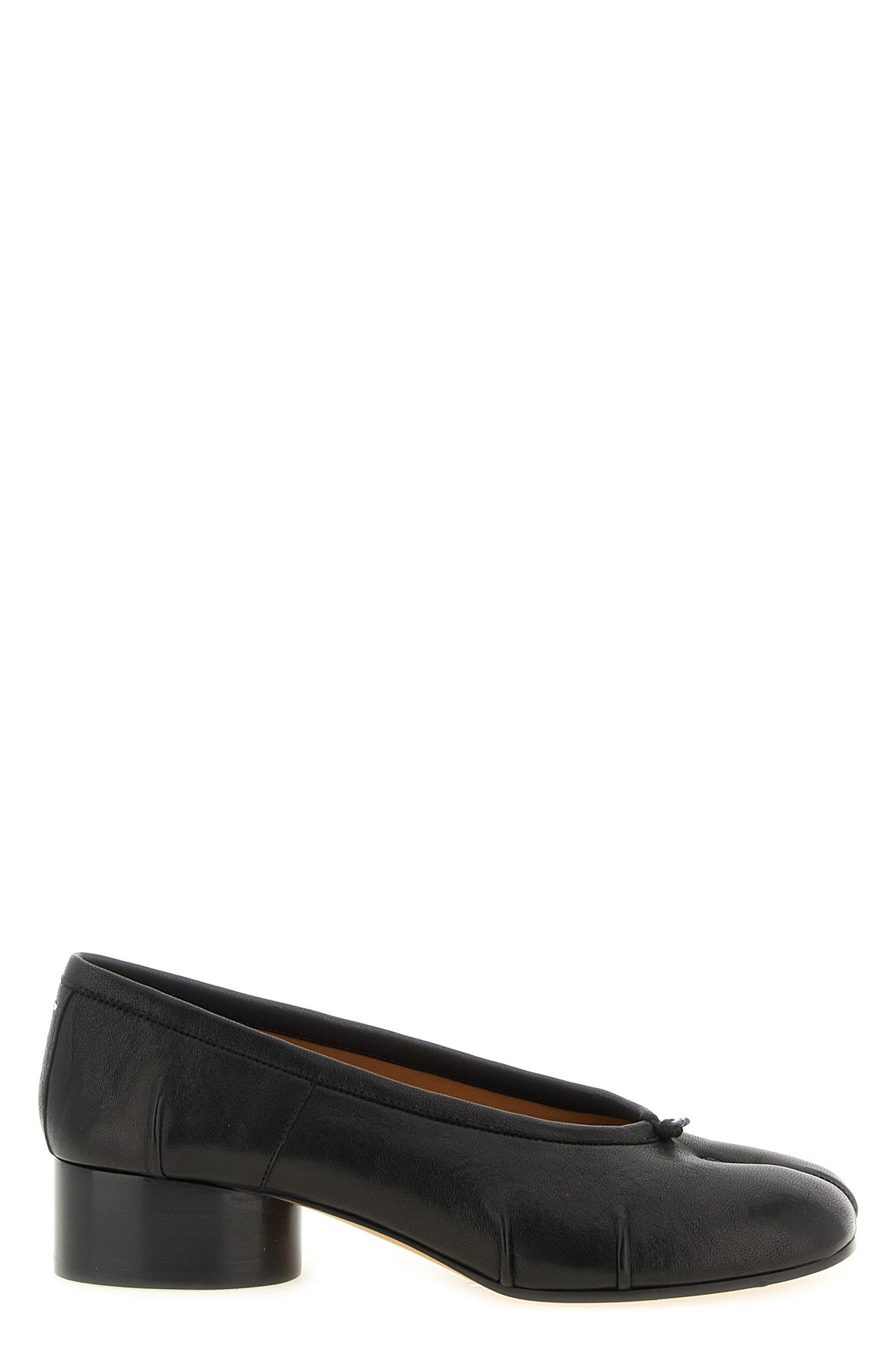 'Tabi' ballet flats