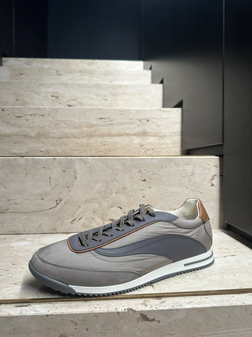 360 LP Flexy Walk Sneakers