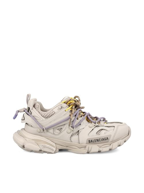 Sneakers realizzate in poliuretano e poliestere