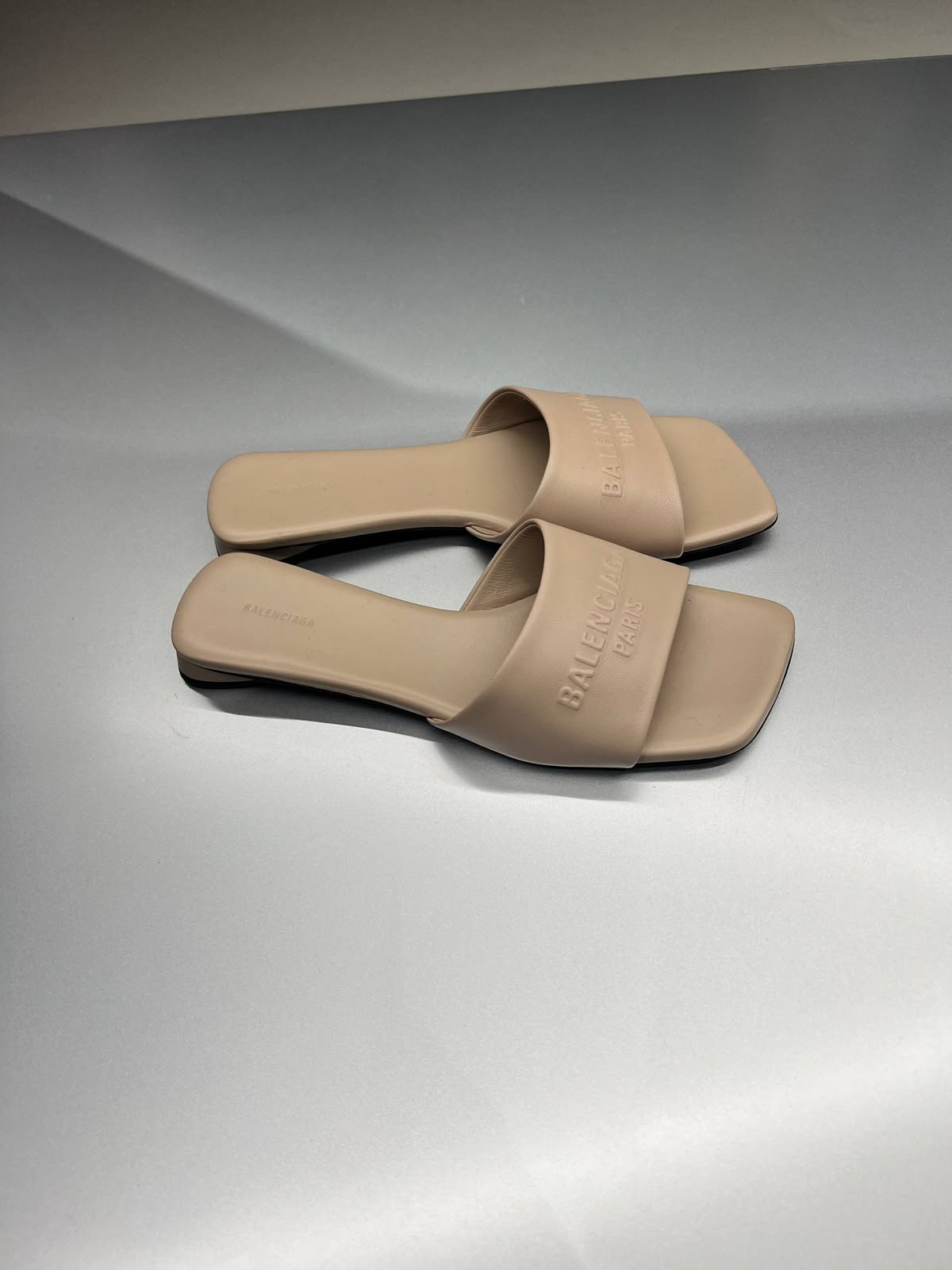 Rise Slide Sandal