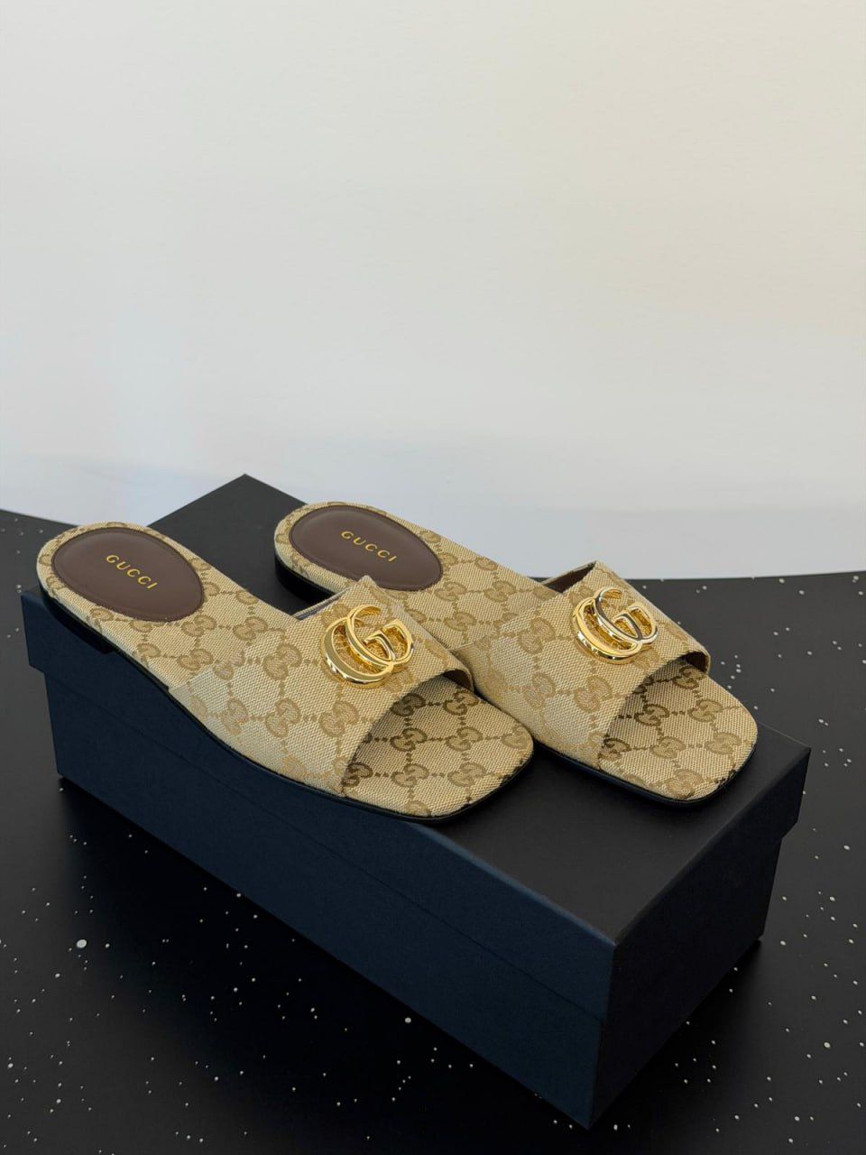 Gucci GG Marmont Slide Sandal