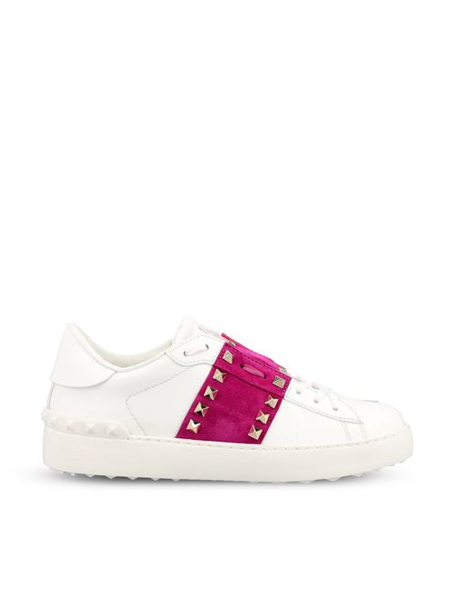 Sneakers realizzate in pelle