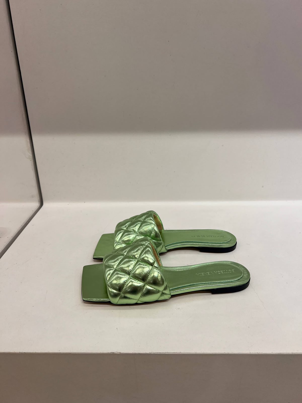 Lido Flat Sandals