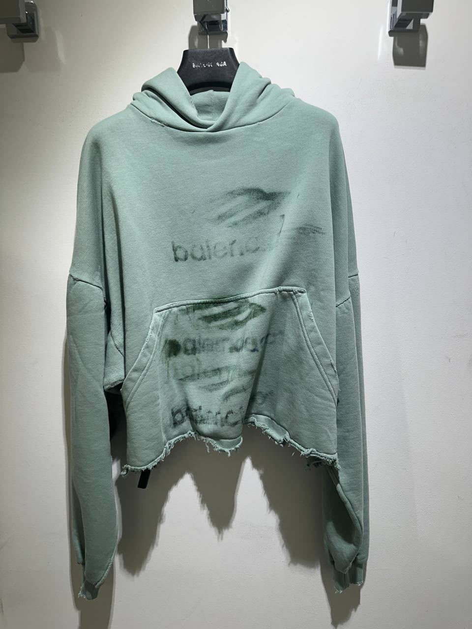 Spray Logo Cropped Hoodie