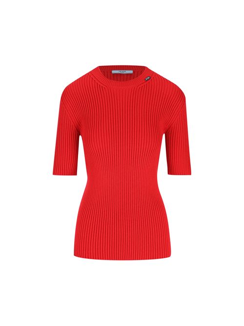 Maglia realizzata in lana vergine