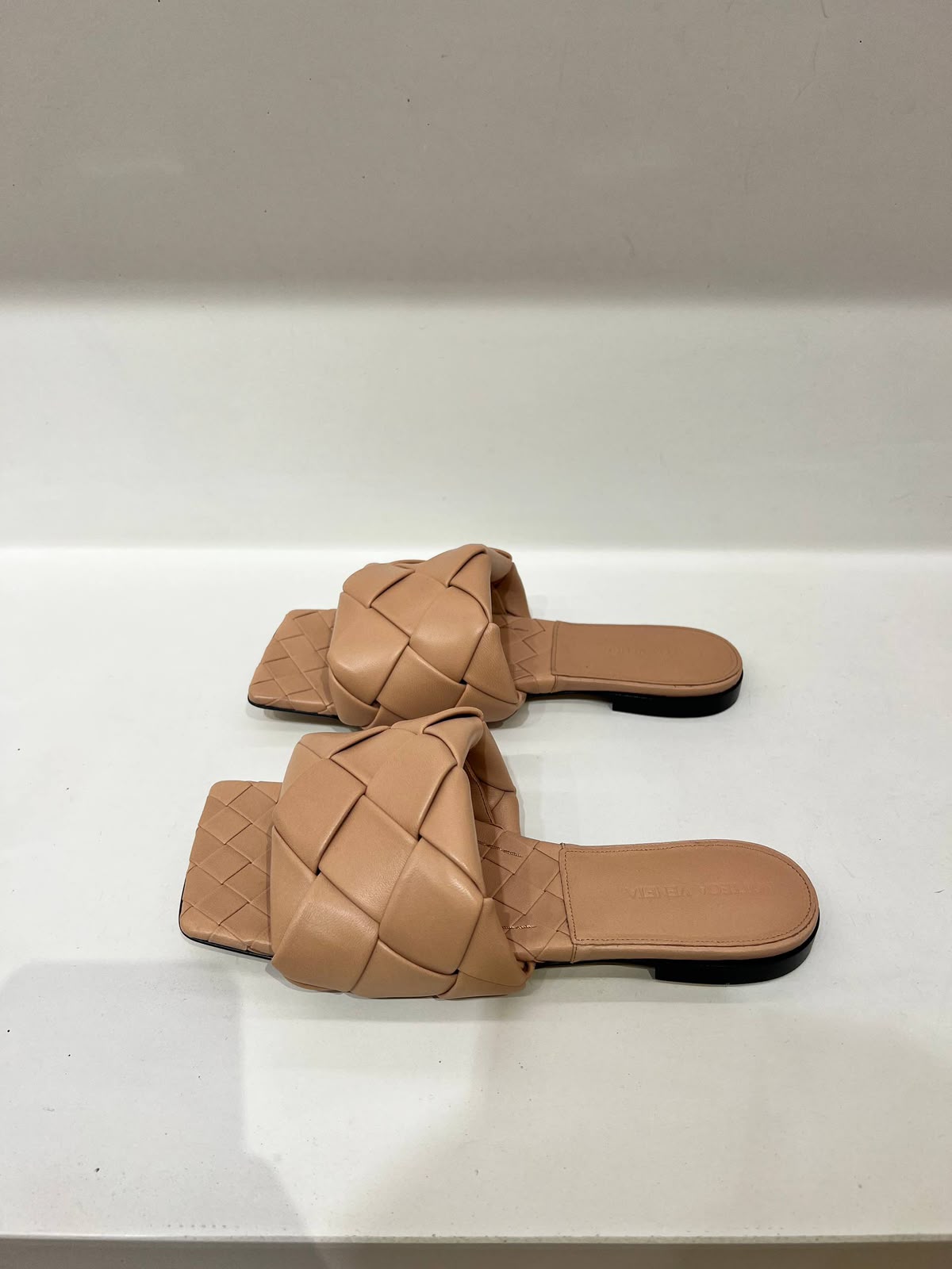 Lido Flat Sandals