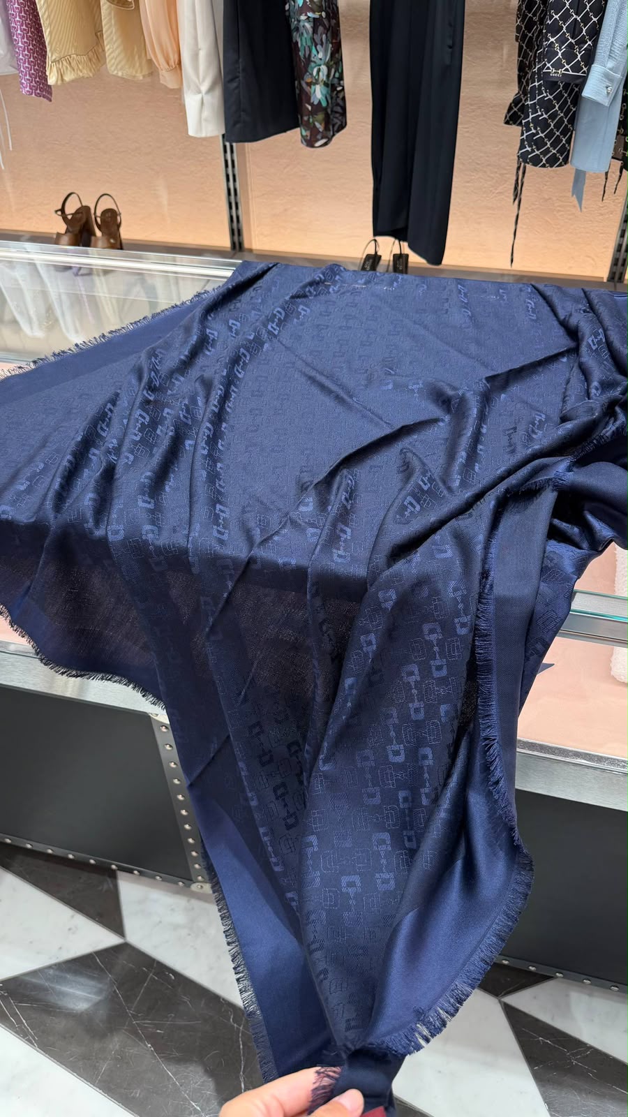 Horsebit Jacquard Scarf