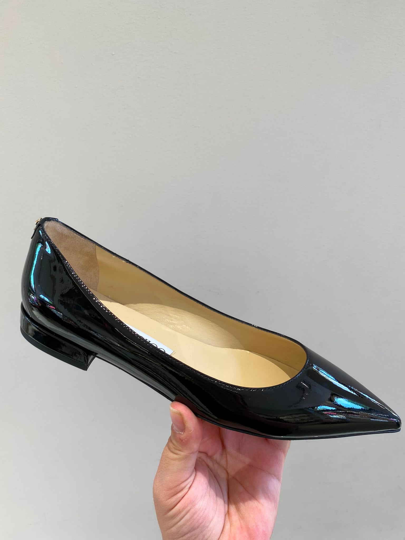 Chain-embellished leather loafers