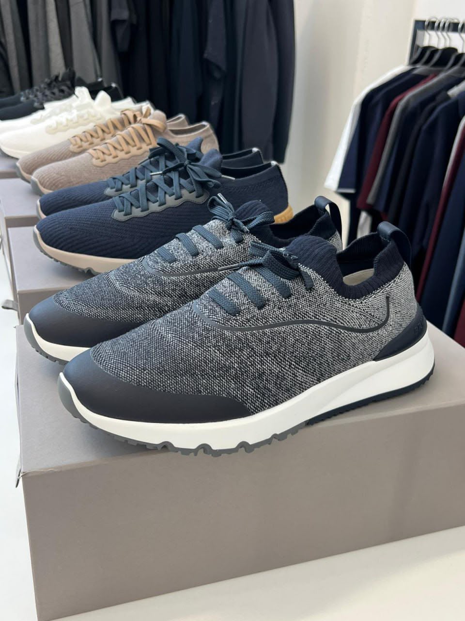 Tech Knit Runner