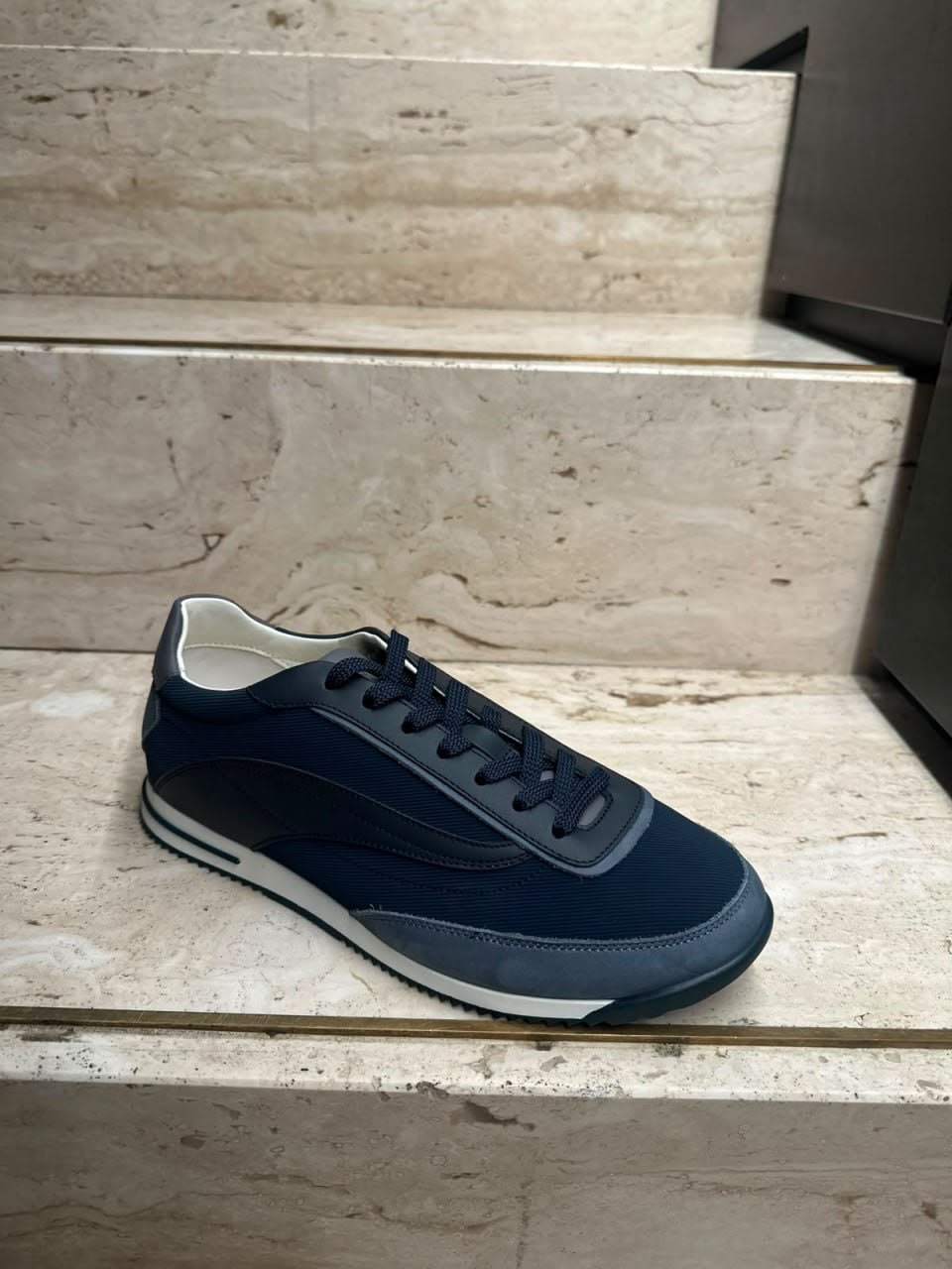 360 LP Flexy Walk Sneakers
