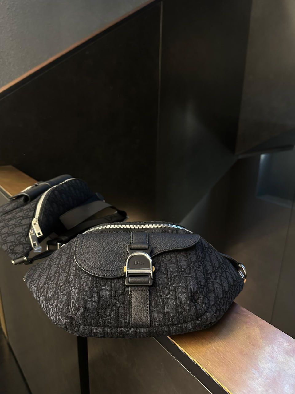 Gallop Sling Bag