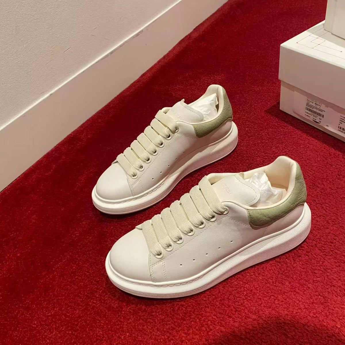 Oversized Sneaker